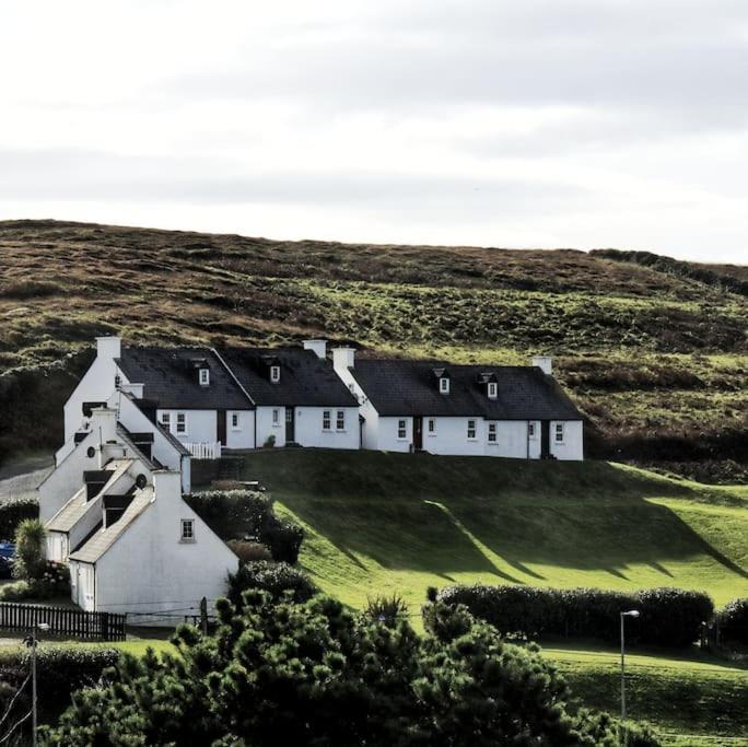 The Lookout Hotel Skibbereen Exterior photo